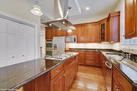 507 Locust Road Wilmette IL 60091