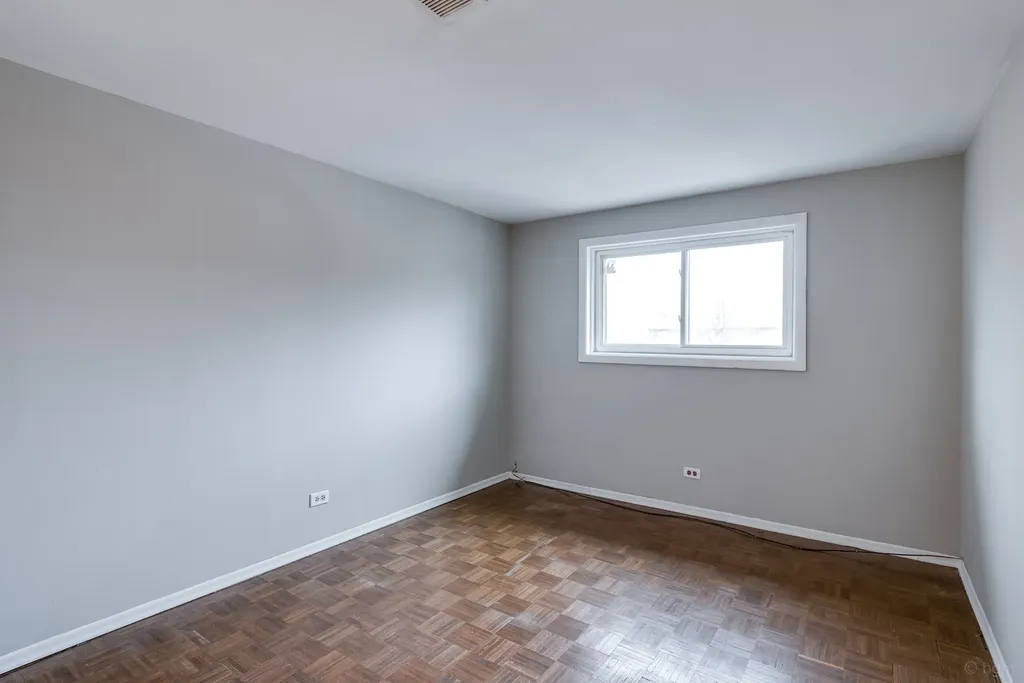 18W269 Kirkland Lane Villa Park IL 60181
