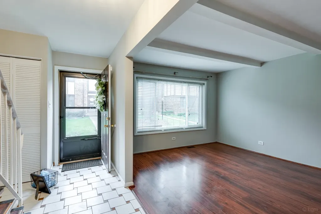 18W269 Kirkland Lane Villa Park IL 60181