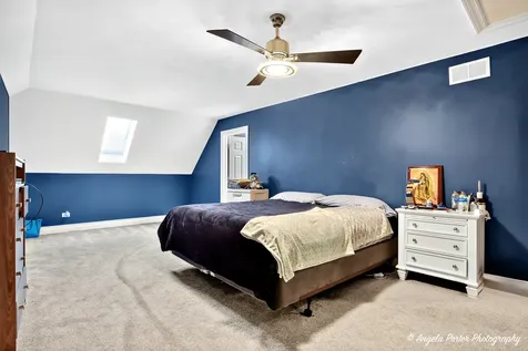 701 Caitlin Court Grayslake IL 60030