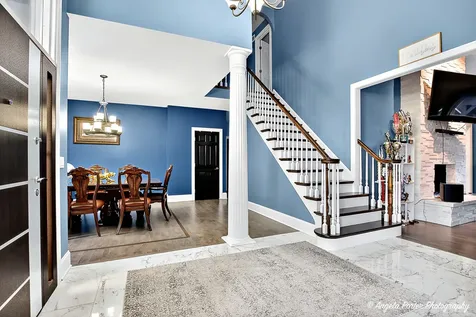 701 Caitlin Court Grayslake IL 60030