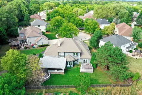 701 Caitlin Court Grayslake IL 60030
