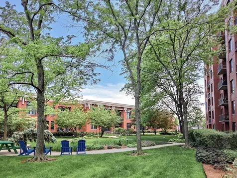 3232 North Halsted Street Chicago IL 60657