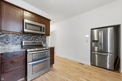 6337 South Rockwell Street Chicago IL 60629