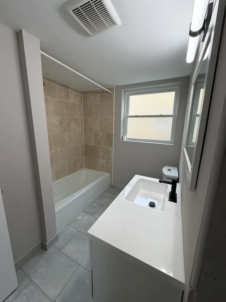 1407 Roosevelt Road Wheaton IL 60187
