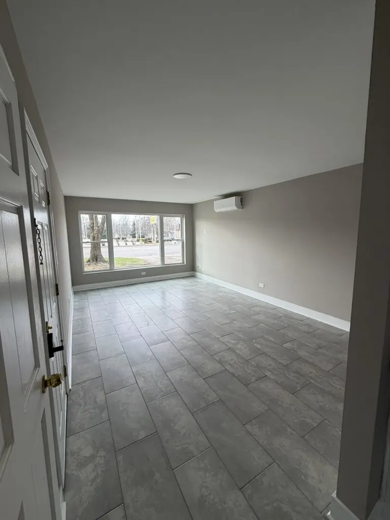 1407 Roosevelt Road Wheaton IL 60187