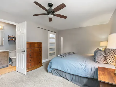 715 Monterrey Terrace Mchenry IL 60050