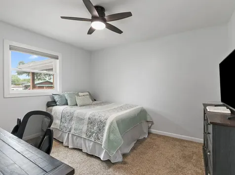 715 Monterrey Terrace Mchenry IL 60050