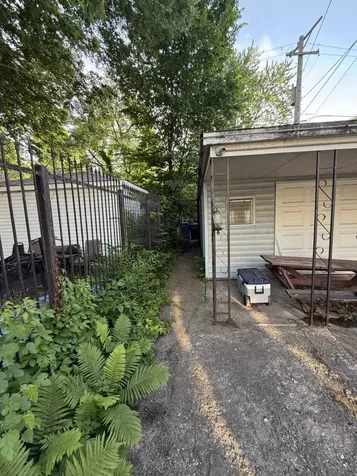6348 South Rhodes Avenue Chicago IL 60637