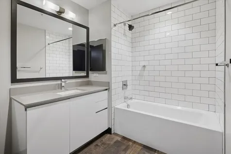 171 North Aberdeen Street Chicago IL 60607