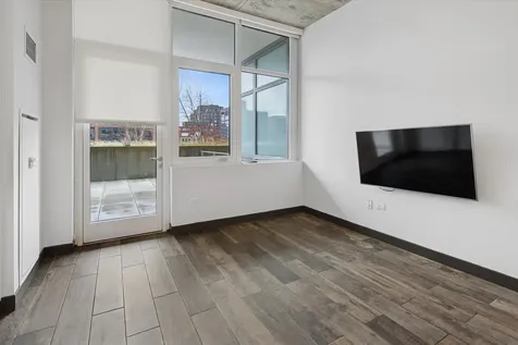 171 North Aberdeen Street Chicago IL 60607
