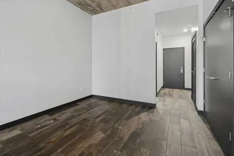 171 North Aberdeen Street Chicago IL 60607