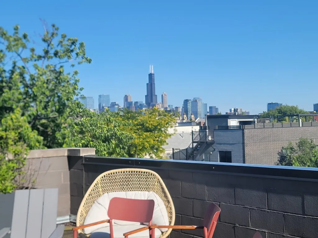 1018 North Wood Street Chicago IL 60622