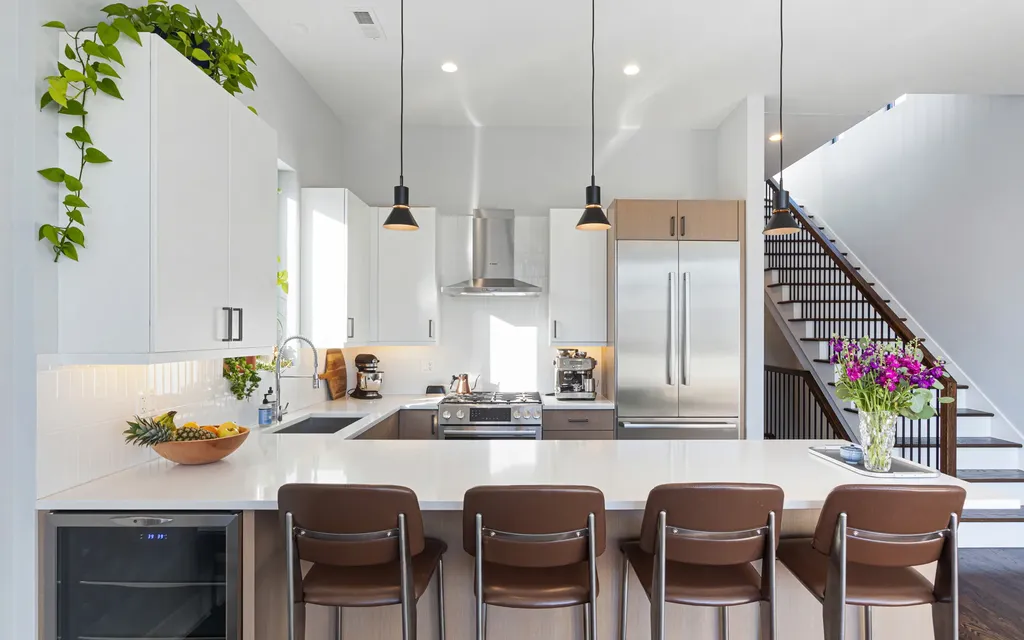 1018 North Wood Street Chicago IL 60622