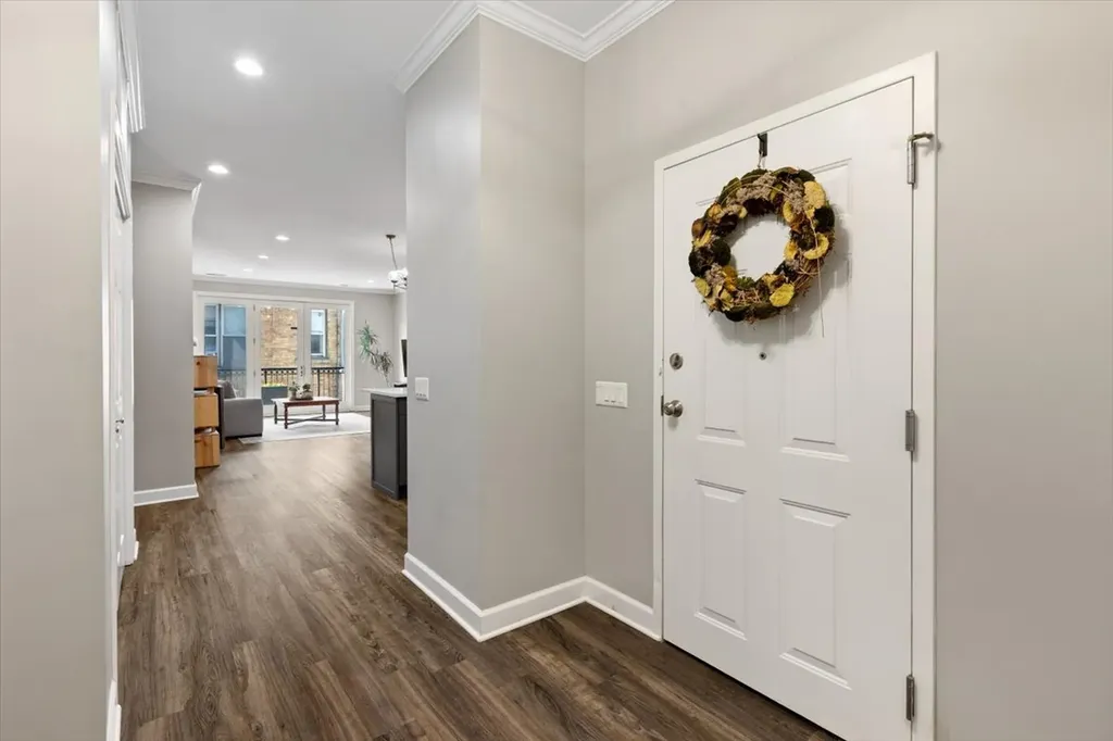 4553 North Magnolia Avenue Chicago IL 60640