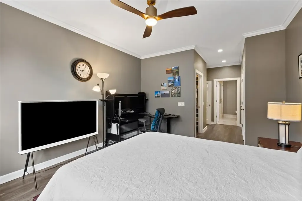 4553 North Magnolia Avenue Chicago IL 60640