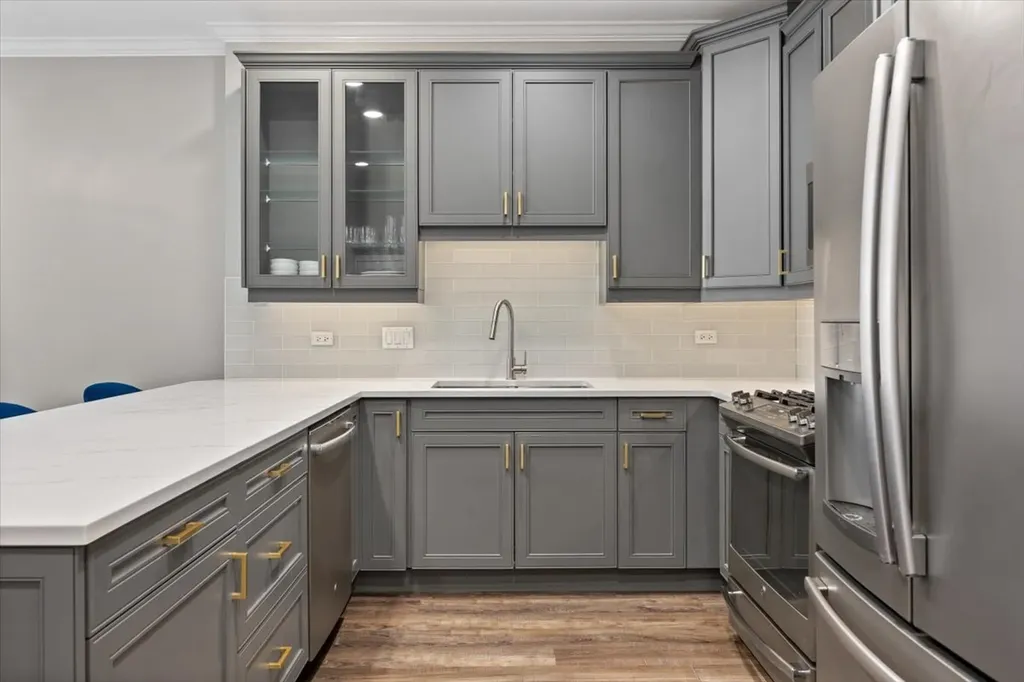 4553 North Magnolia Avenue Chicago IL 60640