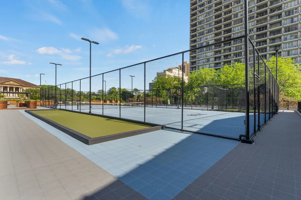 2020 North Lincoln Park West Chicago IL 60614