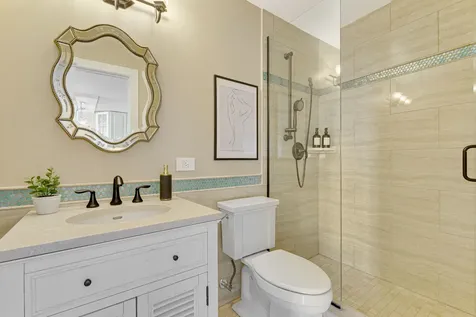 2020 North Lincoln Park West Chicago IL 60614