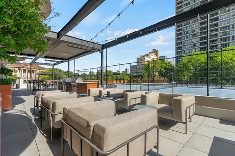 2020 North Lincoln Park West Chicago IL 60614