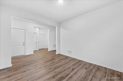 301 Westminster Court North Aurora IL 60542