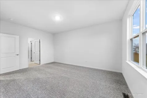 301 Westminster Court North Aurora IL 60542