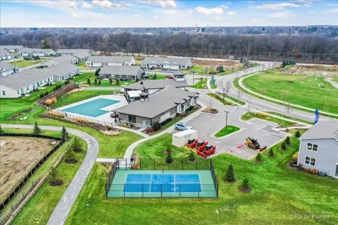 301 Westminster Court North Aurora IL 60542