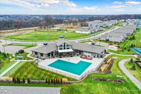 301 Westminster Court North Aurora IL 60542