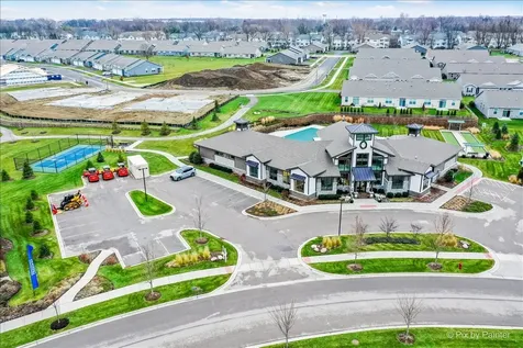 301 Westminster Court North Aurora IL 60542