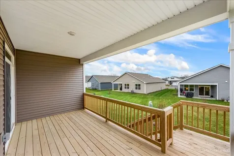 301 Westminster Court North Aurora IL 60542