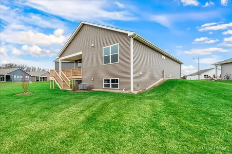 301 Westminster Court North Aurora IL 60542
