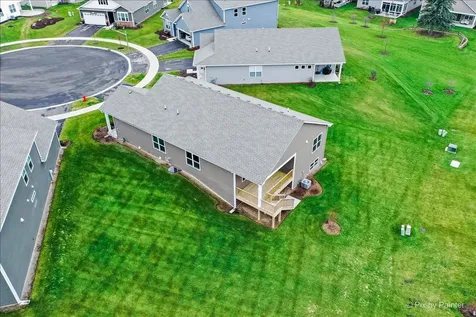 301 Westminster Court North Aurora IL 60542