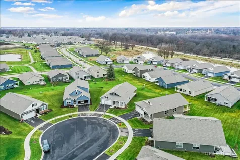 301 Westminster Court North Aurora IL 60542