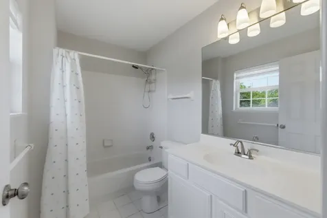 962 Willow Street Itasca IL 60143
