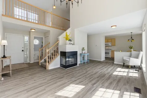 962 Willow Street Itasca IL 60143
