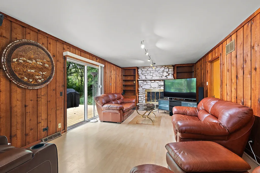 1935 Green Trails Drive Lisle IL 60532