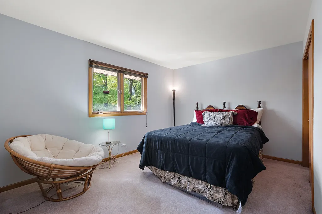 1935 Green Trails Drive Lisle IL 60532