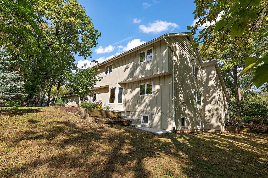 1935 Green Trails Drive Lisle IL 60532