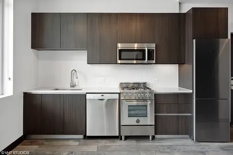 171 North Aberdeen Street Chicago IL 60607