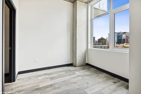 171 North Aberdeen Street Chicago IL 60607