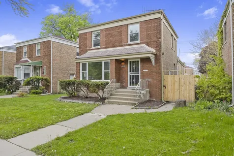8848 South Jeffery Boulevard Chicago IL 60617
