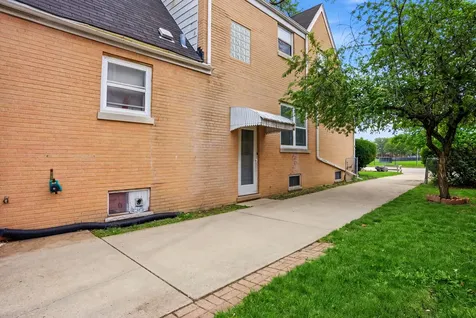 1216 North Northwest Highway Park Ridge IL 60068