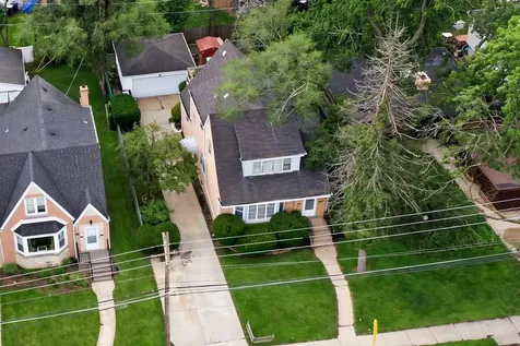 1216 North Northwest Highway Park Ridge IL 60068