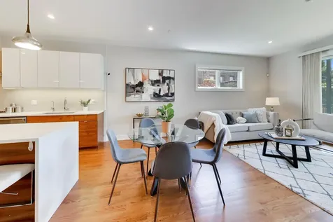 854 North May Street Chicago IL 60642