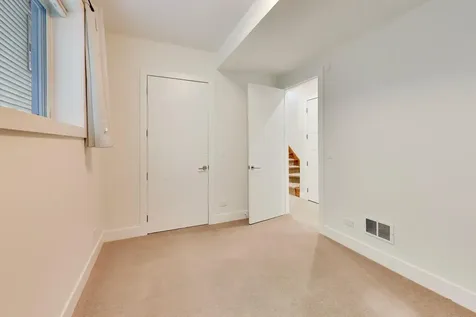 854 North May Street Chicago IL 60642