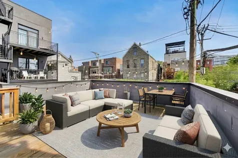 854 North May Street Chicago IL 60642