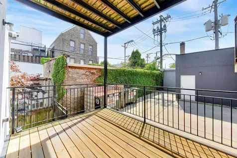854 North May Street Chicago IL 60642
