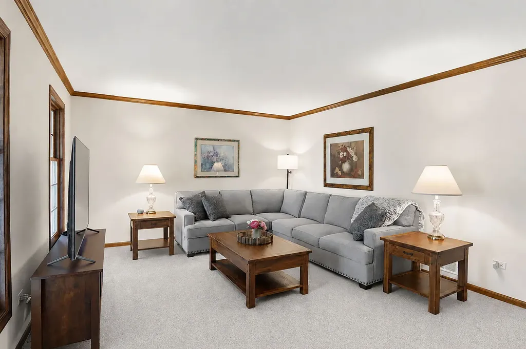 215 Alpine Drive Lake Zurich IL 60047
