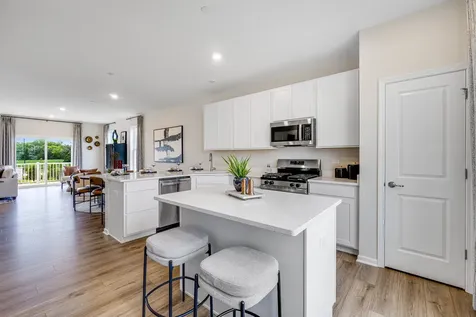 513 Red Oak Circle Volo IL 60020