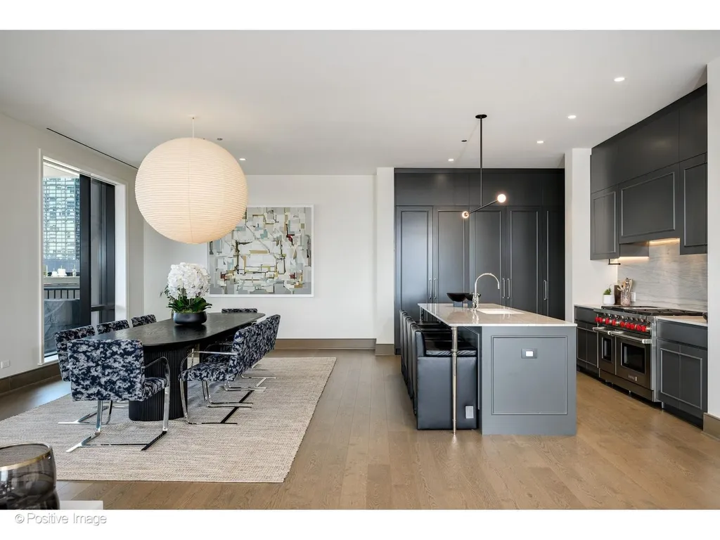 21 North May Street Chicago IL 60607